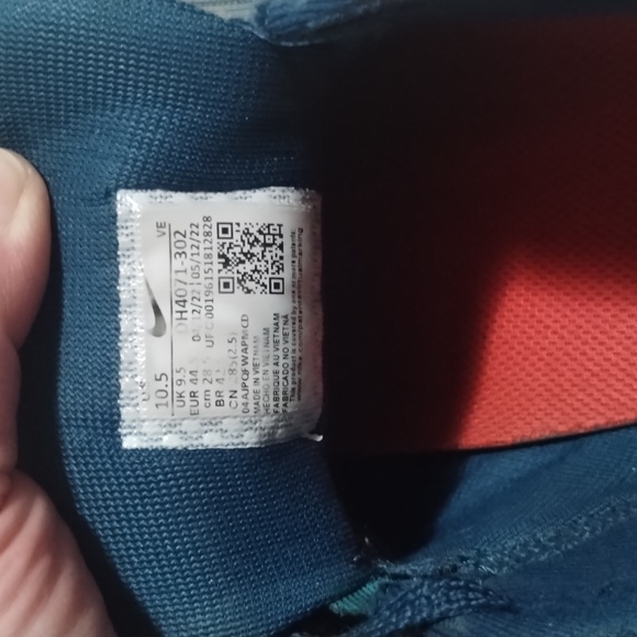 Men's Nike Air Max running shoes - Picture 7 of 8